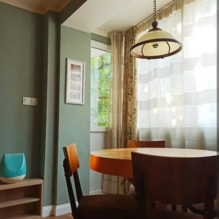 Apartment Cozy Meters Away From The Sea Garden Varna